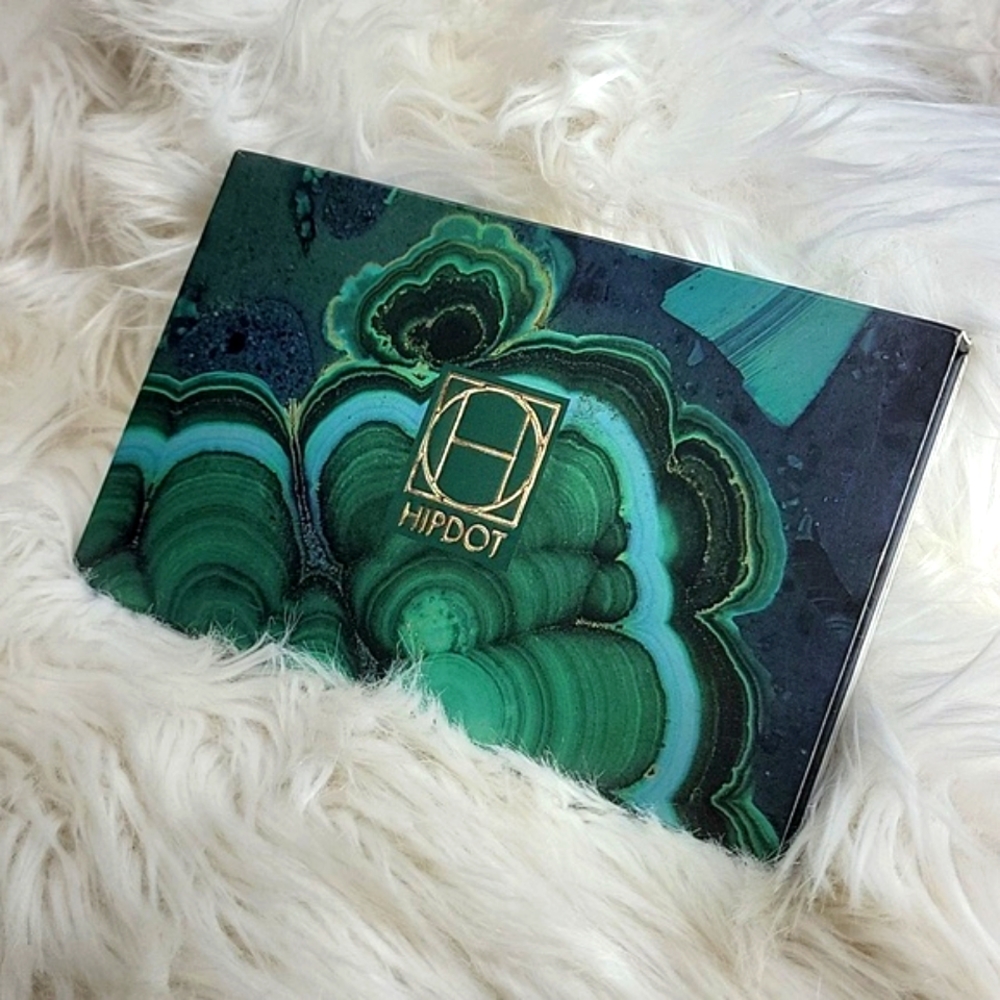 NEW Hipdot ceonte pressed eyeshadow pallette